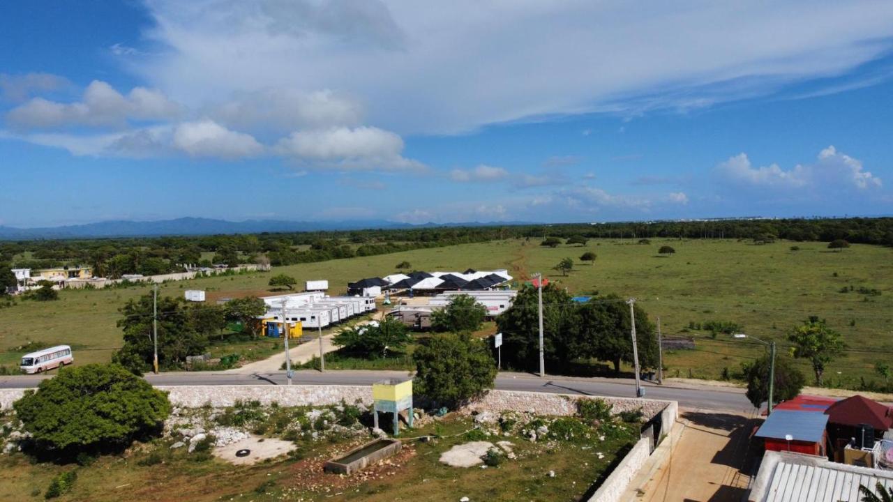 Hostal Johnnier Macao Punta Cana Ngoại thất bức ảnh